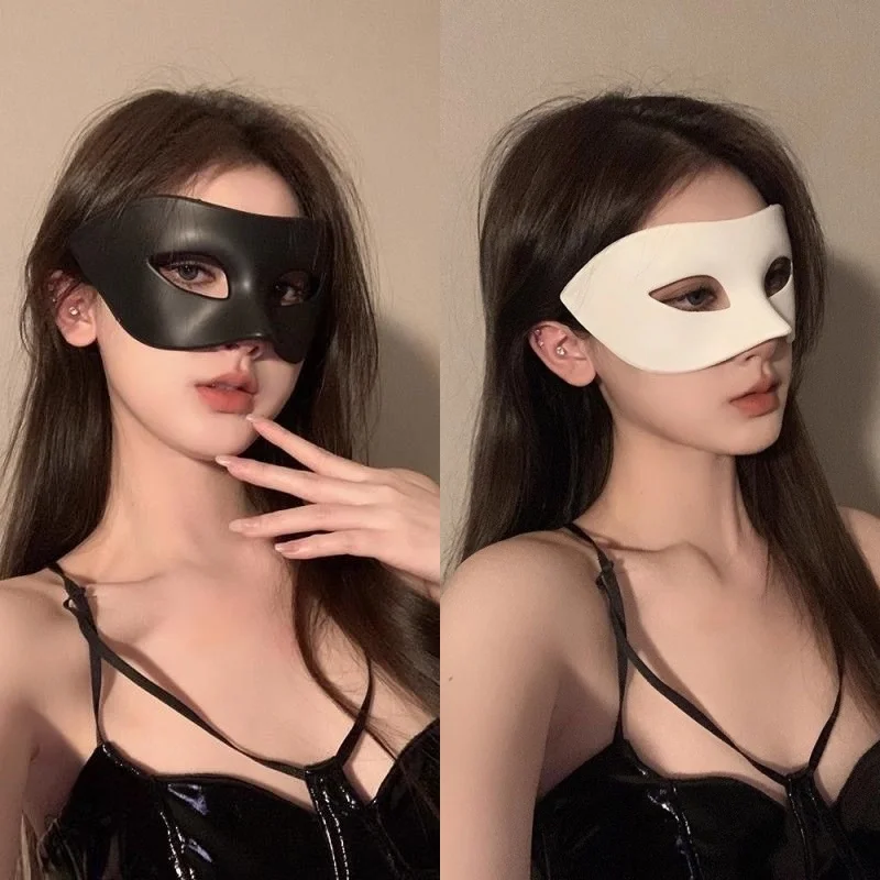 

Sexy Half Face Eye Mask for Women Men Cosplay Prop Halloween Christmas Carnival Party Cosplay Mask Accessories