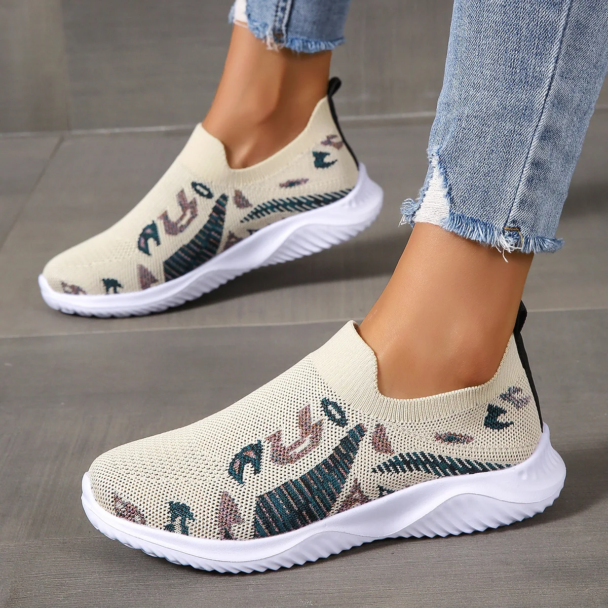 

Shoes Women's summer breathable sports shoes Casual shoes Fashion single shoes flying weaving women's shoes