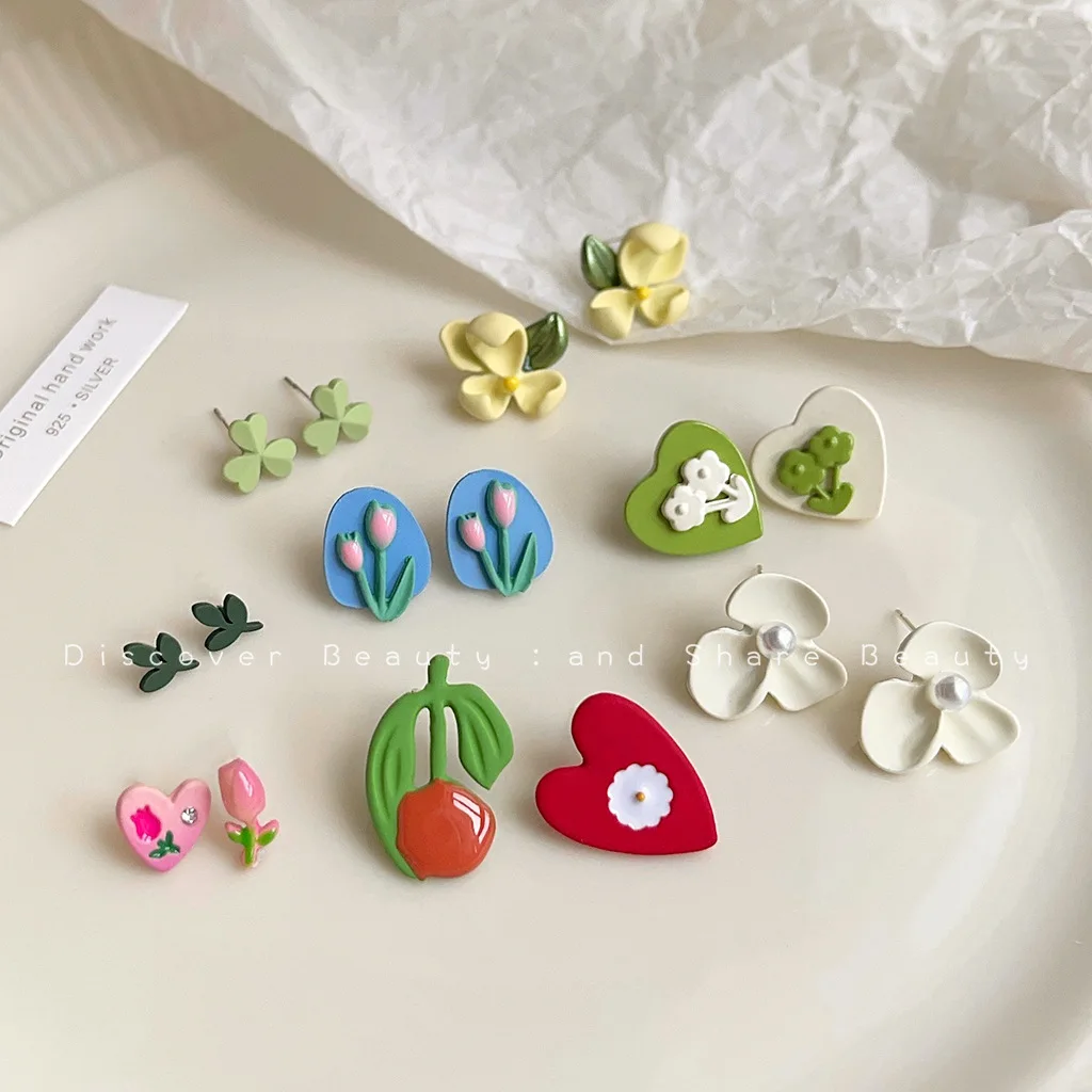 DIY accessories Sweet Girly Heart Flower Earrings Female Korean Small Fresh Simple Earrings Versatile Premium Sense Oil Drip Ear