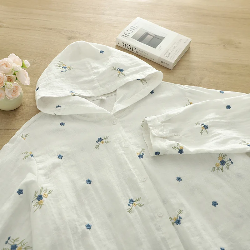 

2025 Autumn Japanese shirt 100% cotton yarn floral embroider long sleeve shirts hooded blouses original hoodies jacket coat
