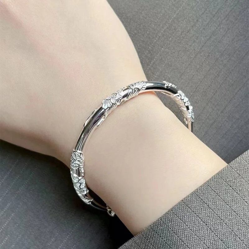 Adjustable Bracelets Bangles for Women Vintage Ethnic Style Carve Flower Leaf Charms Bangles Party Silver Color Jewelry Gift