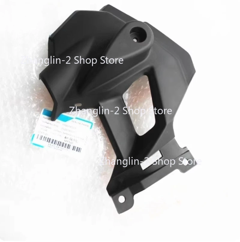 Original Accessories of Motorcycle Cf400 Left and Right Water Tank Guard 400nk New 650nk Inner Guard Shell