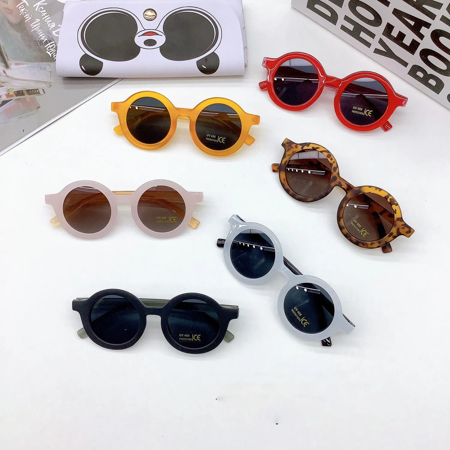 2025 UV400 Neue Retro-Sonnenbrille mit rundem Rahmen, niedliche Kinder-Sonnenbrille, UV-Schutz, trendige Kinder-Sonnenbrille für Jungen