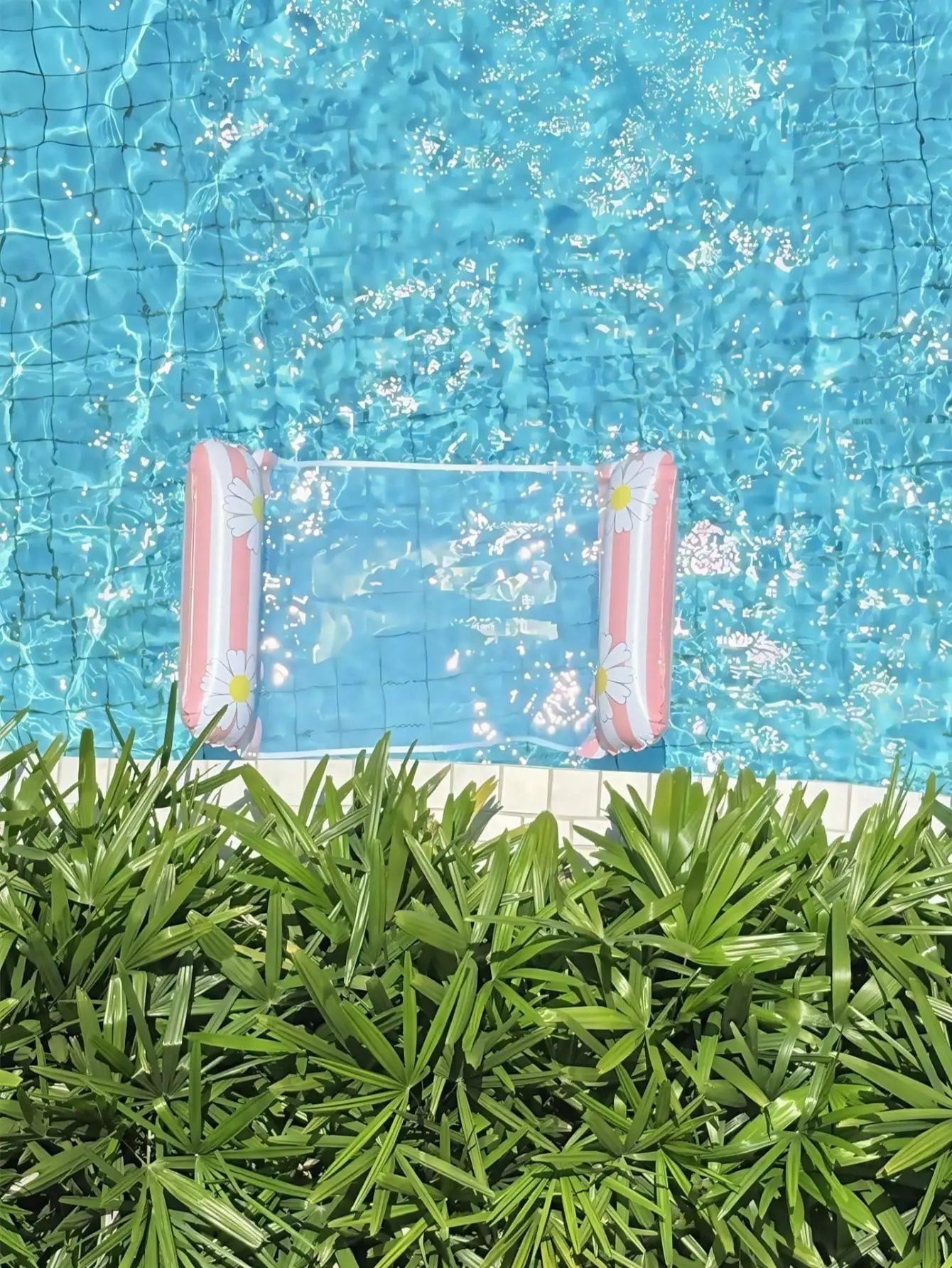 1 pcs Inflatable Daisy Mesh Water Floating Chair