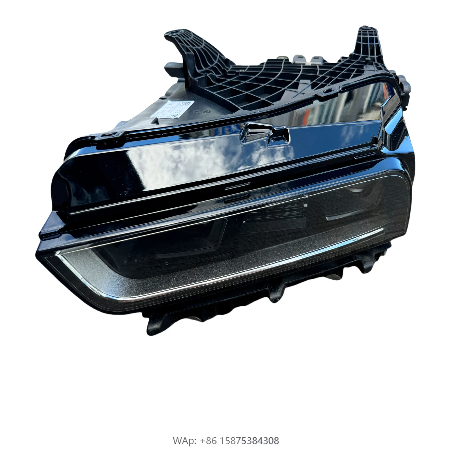 

Новые высококачественные передние левые светодиодные фары 7 Si G70 с кристаллическим эффектом, высокой яркостью и автоматической системой помощи при управлении