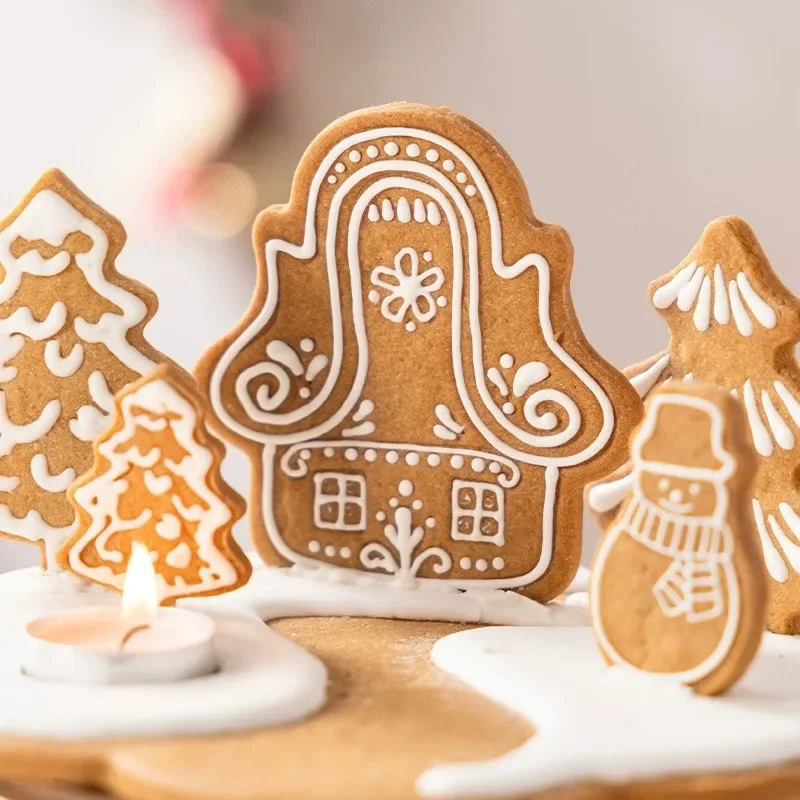 8Pcs/set 3D Christmas Cabin Cookie Cutter Cartoon Gingerbread House Fondant Biscuit Mold New Year Cake Decor Baking Supplies