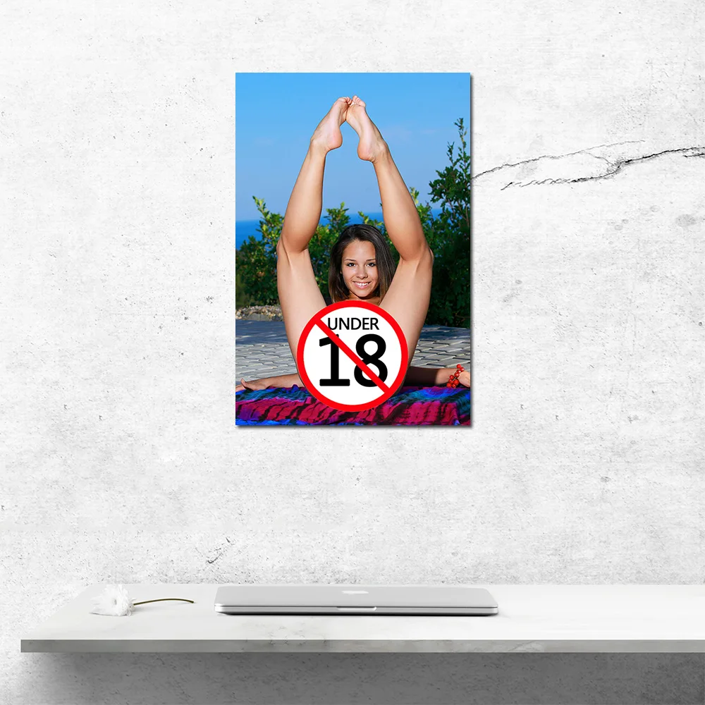 Sexy Nude Girl with Legs Up Poster Wall Art Picture Canvas Prints Paintings for Home Living Room Decor