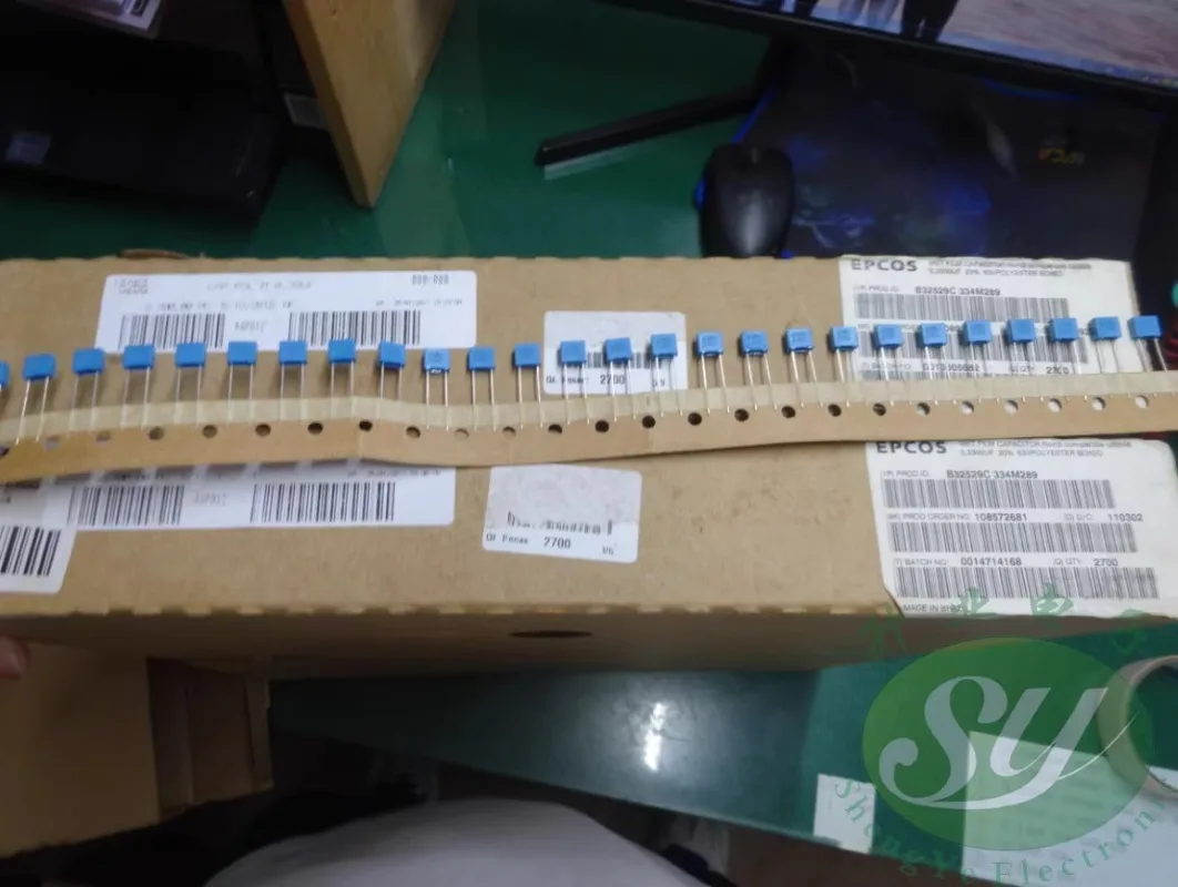 20PCS EPCOS 0.33uf/63v 330nf u33 334 New 5MM thin film capacitor B32529C334M289