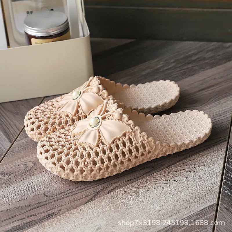 Women Hollow Out Closed Toe Versatile Slippers Summer Non Slip Soft Sole Bow Pearl Decor Casual Slides Indoor Outdoor Beach Wear