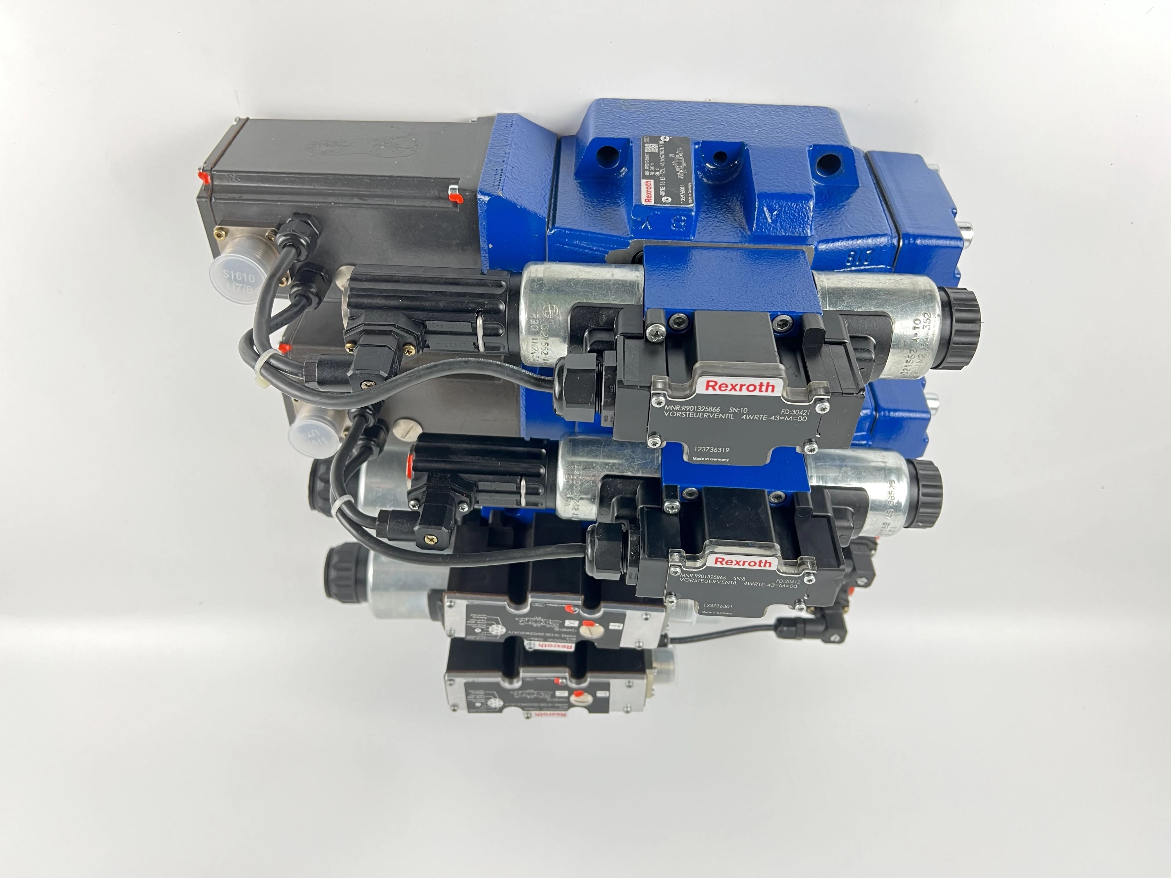 zhenyuan zhenyuan Hydraulic proportional valves 4WRTE-43=M=00 R901325866 4WRTE16E1-125L-46/6EG24K31/F1M R9001246077 hydraulic se