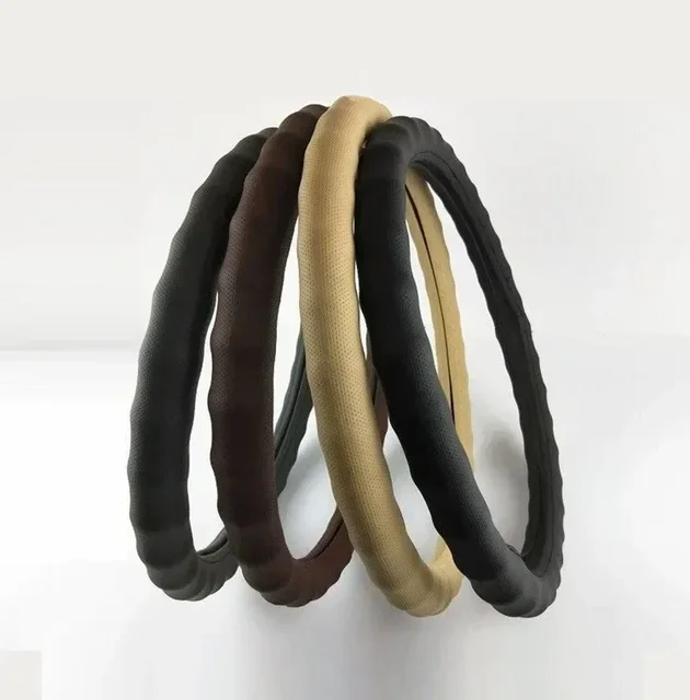 Pokrowiec na kierownicę samochodową typu O do modeli o średnicy 37-38 cm