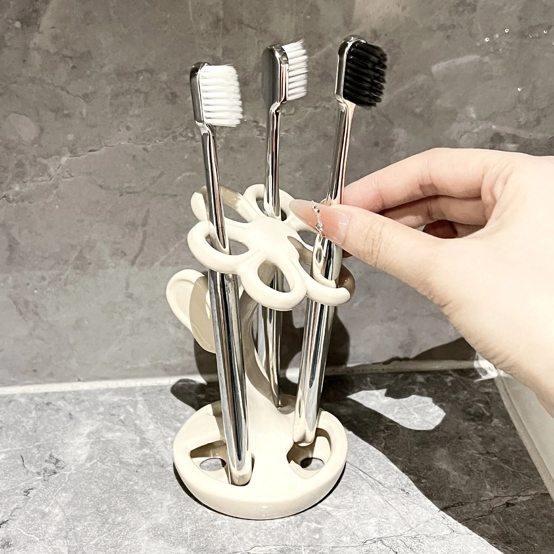 Flower Shaped Storage Rack Creative Ceramic Storage Rack Bathroom Cosmetics Jewelry Toothbrush Storage Rack Decoration Organizer