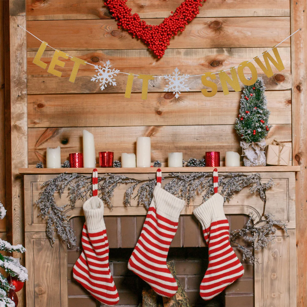 

1Pcs Holiday Banner Christmas Let It Snow Paper Decorative Wall Hanging Door Flag Party Background String Flags