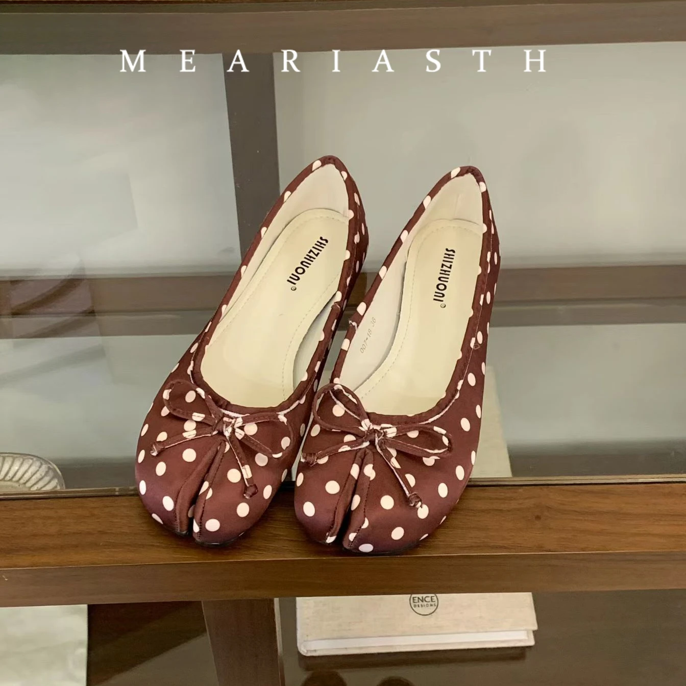 

2025 Spring New Butterfly-Knot Women Mary Jane Shoes Fashion Dot pattern Split Toe Slip on Ladies Flat tabi Shoes Soft Sole