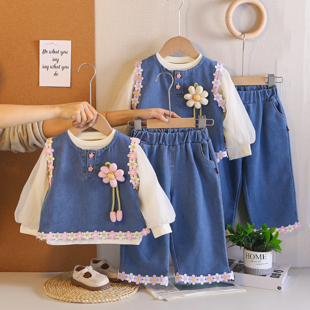 Girls' Spring Clothes Suits 2026 New Arrival Stylish Sweet Long Sleeve Floral Denim Three-Piece Set