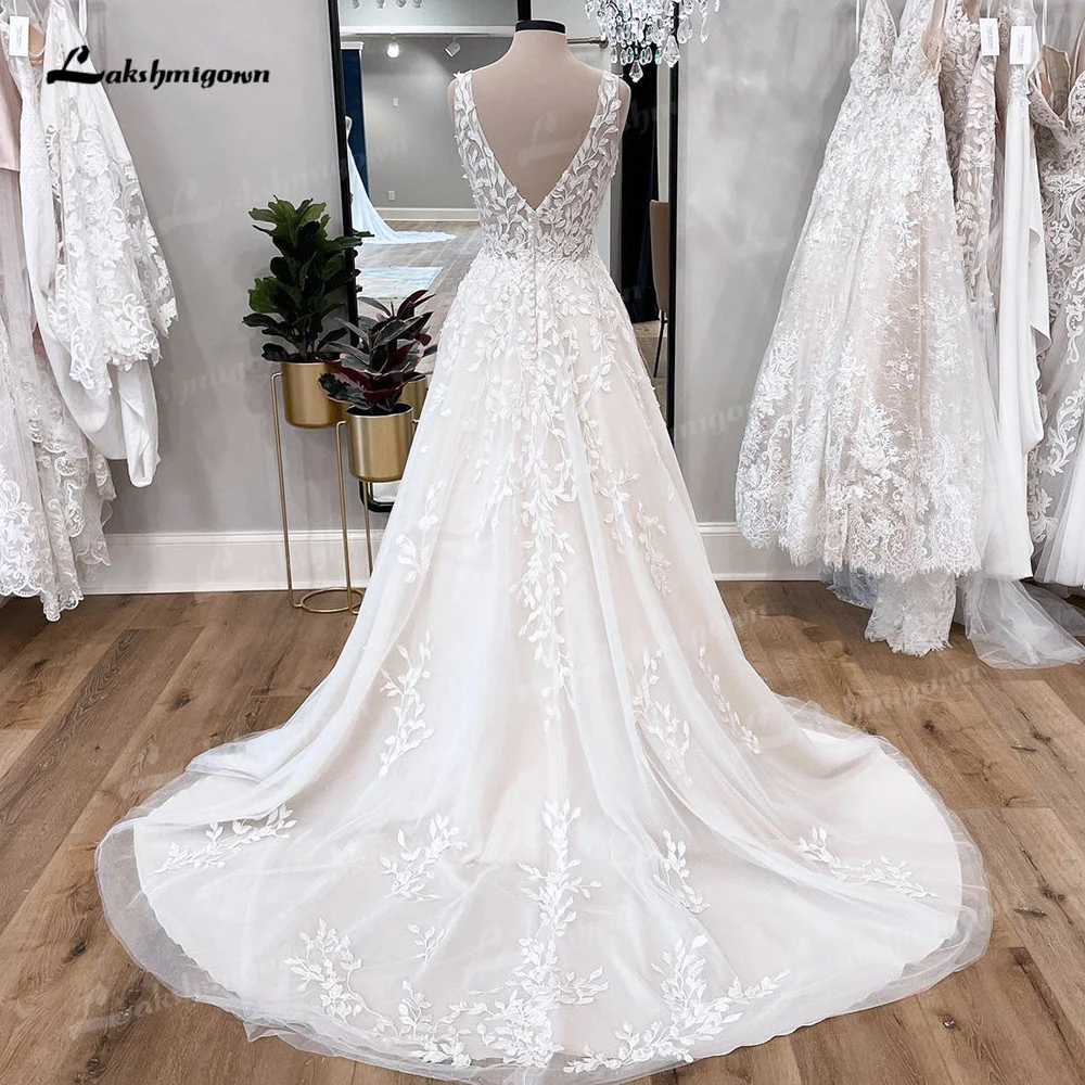 Abiti da sposa Boho taglie forti Cinghie floreali in pizzo Abiti da sposa da spiaggia vintage con scollo a V sexy vestido de noiva praiano Personalizzato