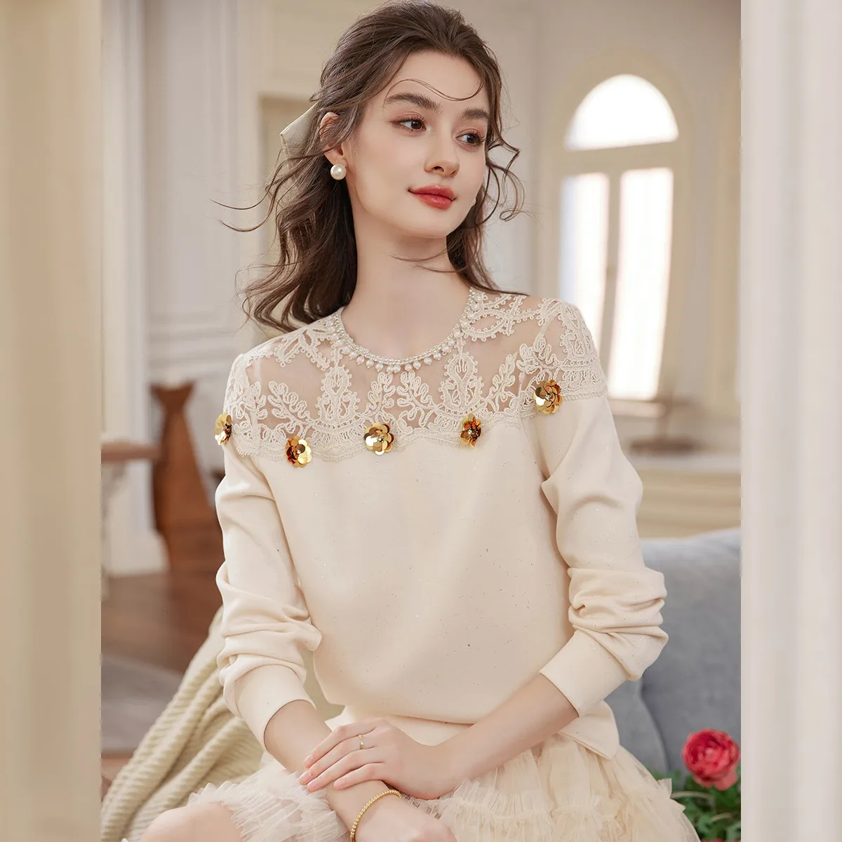 LOUISYAO Color Block Sequin Flower Sweatshirt Women 2026 Spring Heavy Industry Bead Chain Design Sense Fashion Ladies Sweatshirt