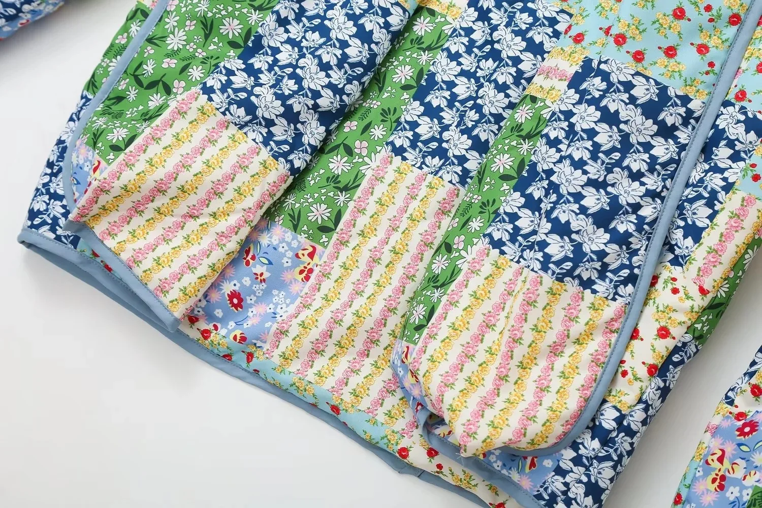 Vintage algodão-acolchoado roupas jaqueta retro floral impressão retalhos inverno casaco quente casual feminino mangas compridas senhora streetwear