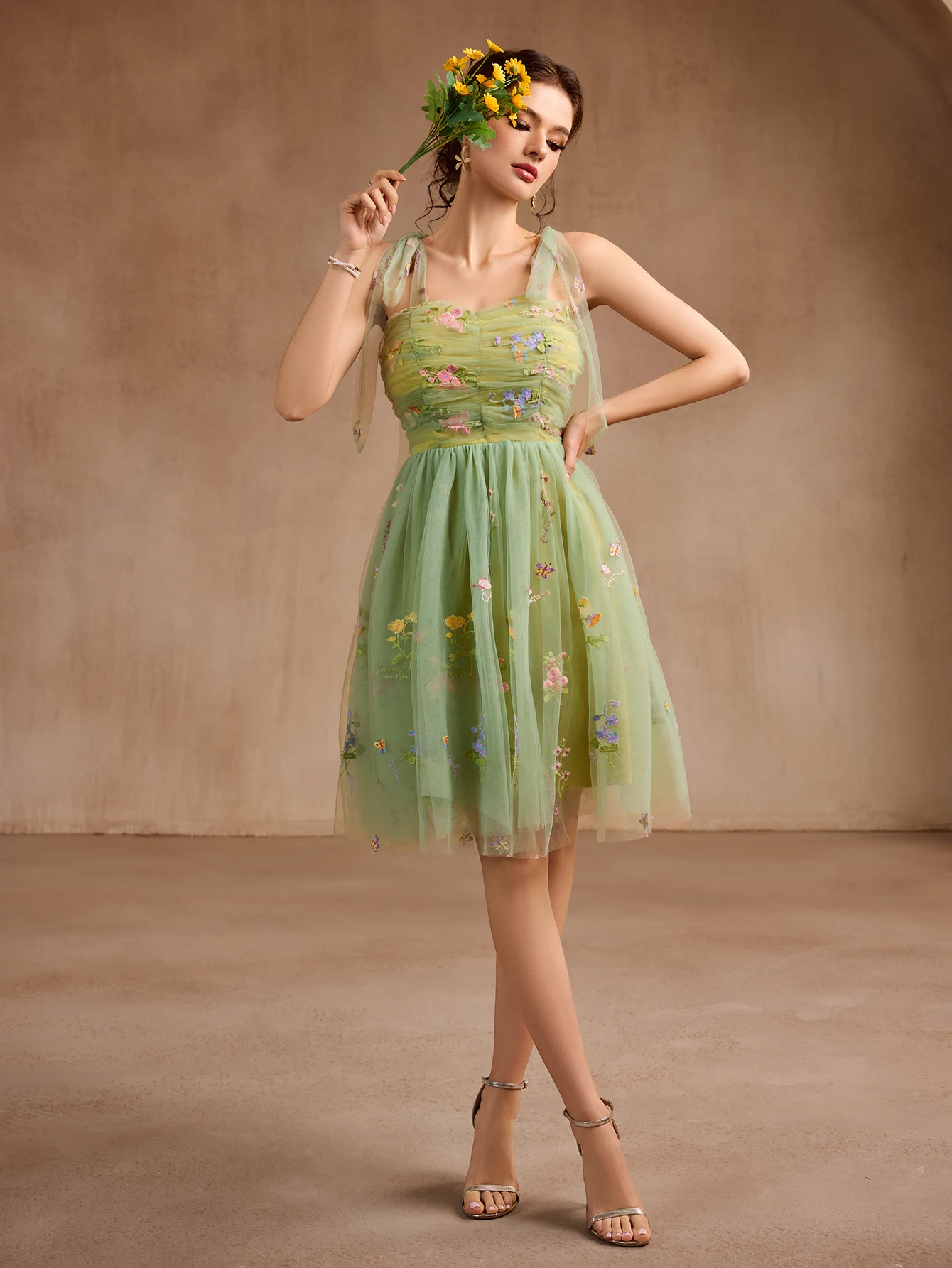 春と夏の刺繍グリーンメッシュカクテルパーティー卒業シーズンドレスウェディングパーティードレスブライズメイドドレス