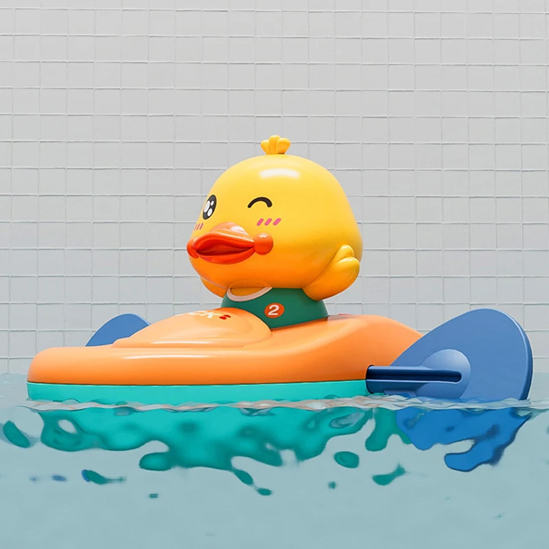 Cute Cartoon Duck Bath Props para crianças, barco a remo, banho de bebê, nadar, corrente, Clockwork, costas, brinquedo de água, clássico, 1pc