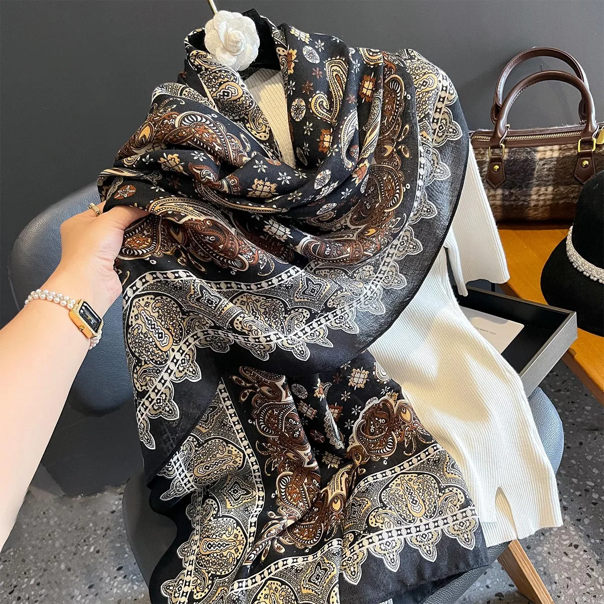 

Vintage Black Paisley Shawl 88x180cm Cotton-Linen Feel Boho Style Women's Scarf Fashion Luxury Big Size Blanket Wraps Headscarf