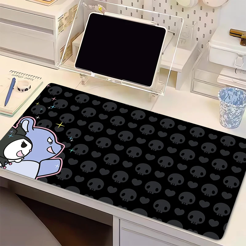 

Mouse Pad Kuromi 90x40cm Computer Keyboard Pad Carpet Large Gaming Accessories E-sports Players Mousepad PC Gamer Desk Mat Table