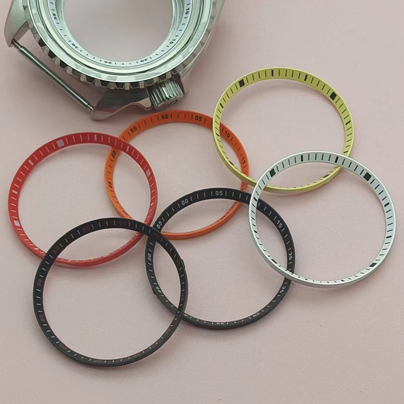 

SKX007 Classic style Plastic Watch Chapter Ring 30.5mm×27.5mm Fits NH35 NH36 SKX007 SKX009 Watch Case Replace Plastic Inner Ring