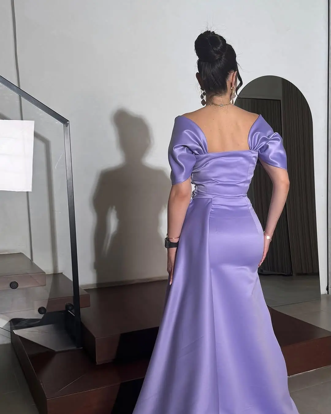 맞춤형 이브닝 드레스 클래식 새틴 Strapless 오프 숄더 민소매 댄스 파티 드레스 인어 패널 기차 진주 파티 드레스