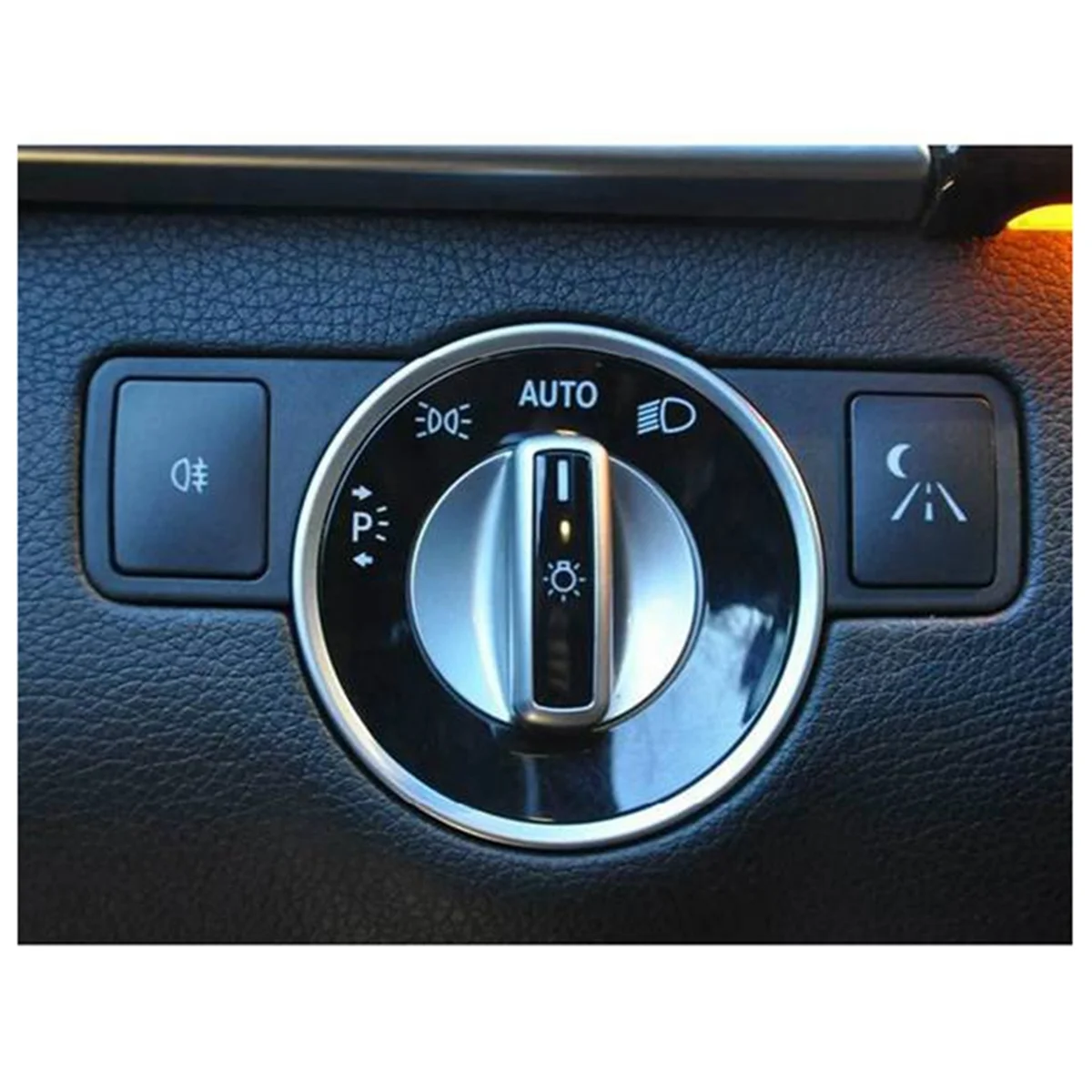

Car Knob Button Headlight Switch Light Switch for Benz W204 S204 W212 A207 C207 X204 R172 C SLK GLK E Class A2129057100 AD39