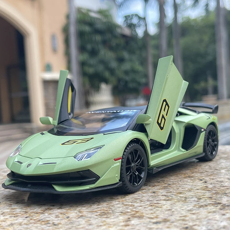 

1/32 Aventador SVJ 63, модель спортивного автомобиля из сплава, литье под давлением, металлическая гусеница, гоночный автомобиль, модель автомобиля, звук, свет, имитация, детская игрушка в подарок