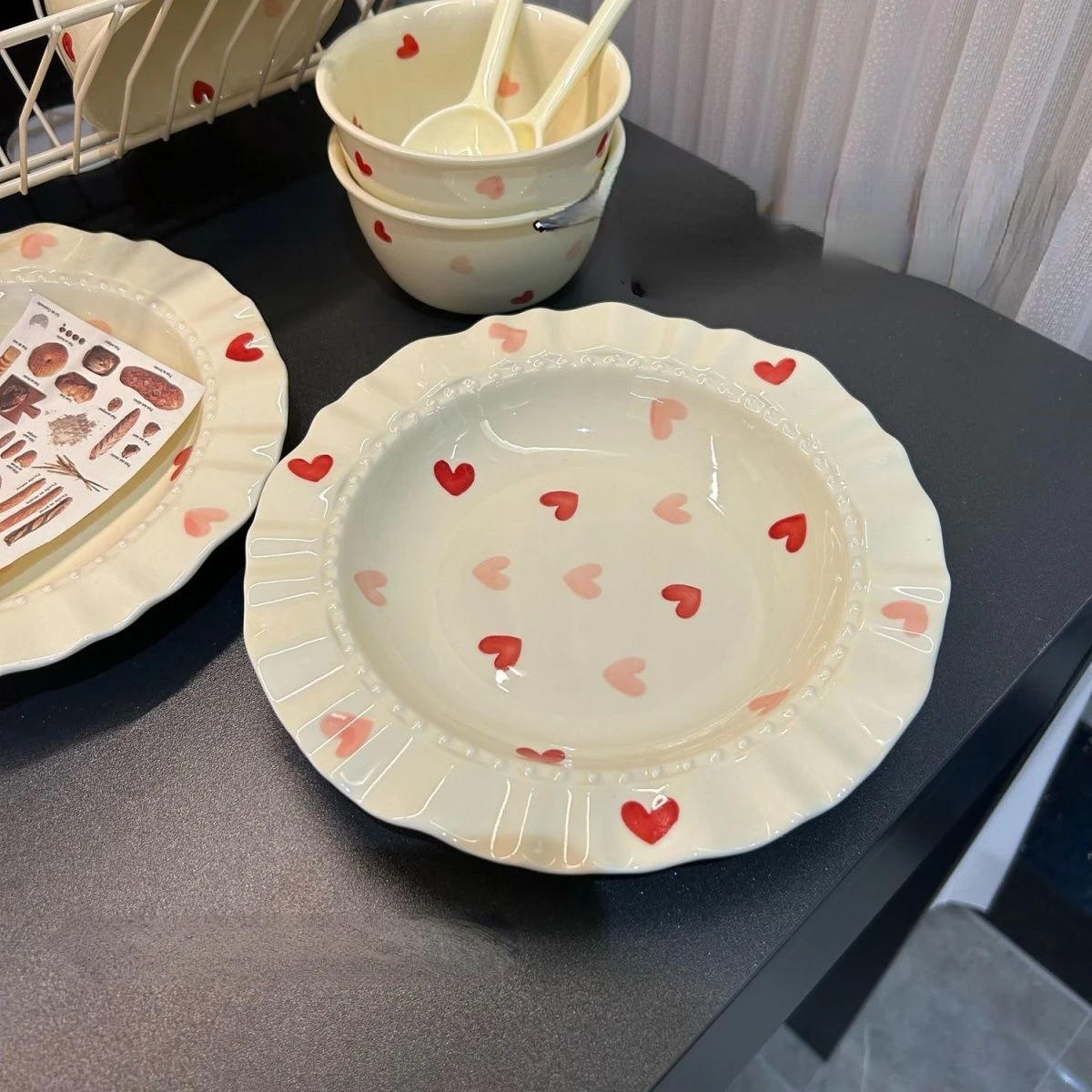 Cream Love Heart Lace Plate 8.5inch French Cake Dish Straw Hat Deep Plate Ceramic Salad Plate Dinner Dish Cutlery Tableware