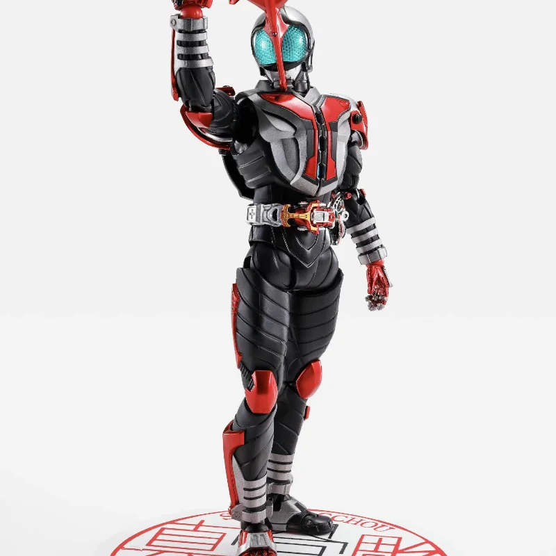 

В наличии, отправка в течение 24 часов. Фигурка Bandai Kamen Rider High Energy Kabuto Super Form к 10-летию серии