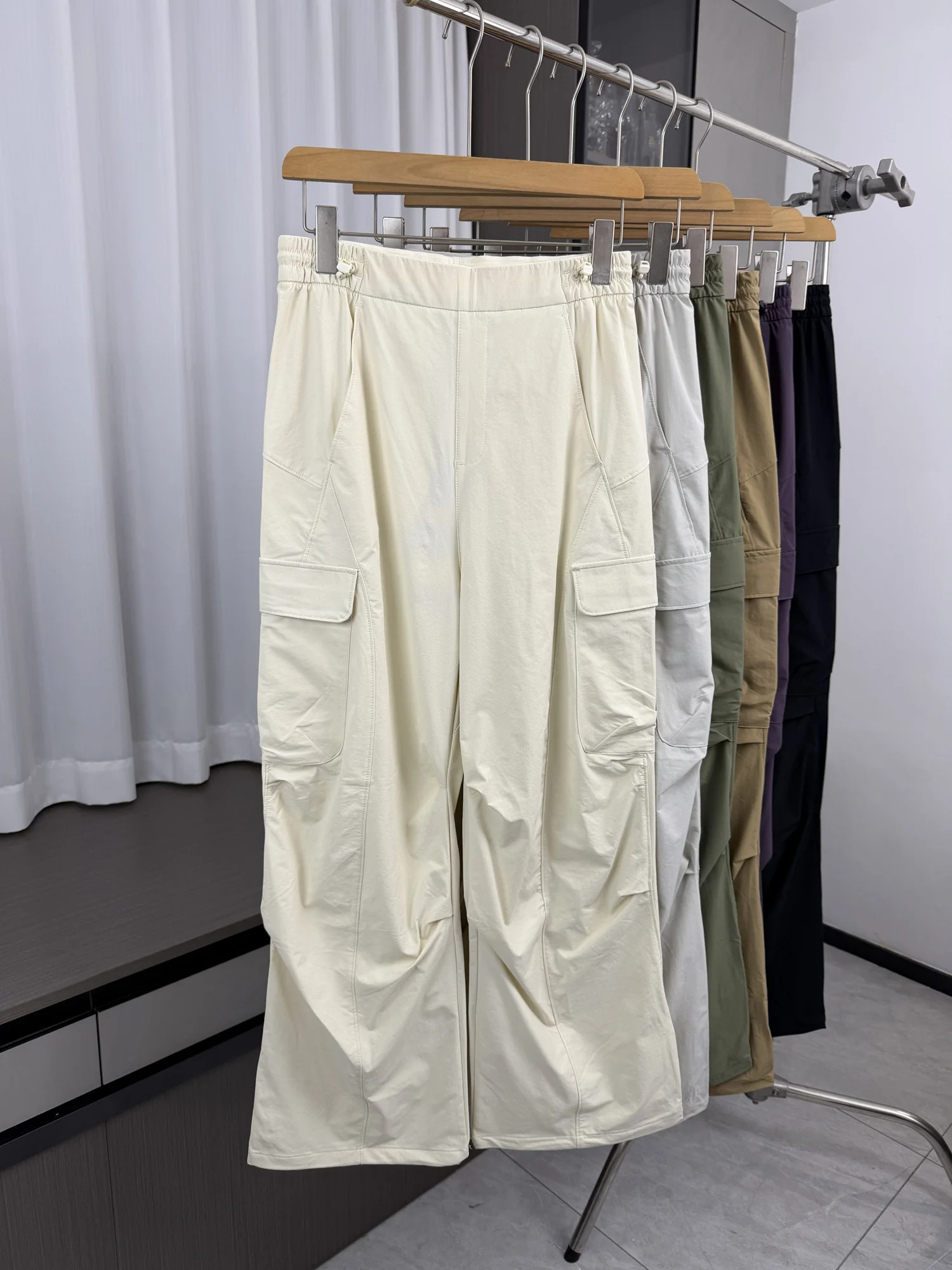 

Outdoor Mountain Series Quick Dry Waterproof Men's Spring Summer Casual Pants Couple Style 3D Tailoring Breathable
