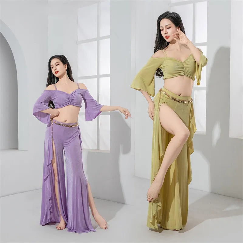 2025 Vestito da danza del ventre da donna Costume da spettacolo teatrale Manica lunga con volant Gonna con spacco laterale Pantaloni a vita alta Cintura da spettacolo per ballerini di squadra