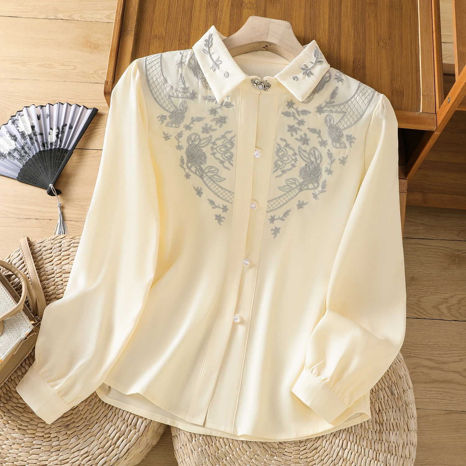 

Утепленная женская рубашка с длинным рукавом и вышивкой, новая модель для весны, осени и зимы, в традиционном китайском стиле, повседневная верхняя одежда.