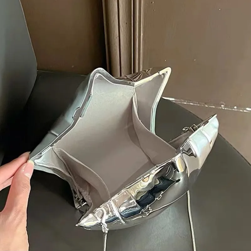 Luxury Designer Metal Silver Star Shaped Bag New Women's Evening Party Chain Crossbody Bag Fashion Celebrity Purse Shoulder Bag