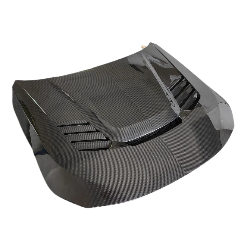 

Used for BMW G87 M2 modified engine hood cover V-style carbon fiber front cover body kit