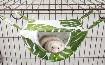 🐹🦜💕 Give your little companion a cozy place to rest and play! This warm pet hammock is perfect for ferrets, guinea pigs, chinchillas, parrots, sugar gliders, and other small animals, adding a comfy spot to their cage. 🐾✨ 1