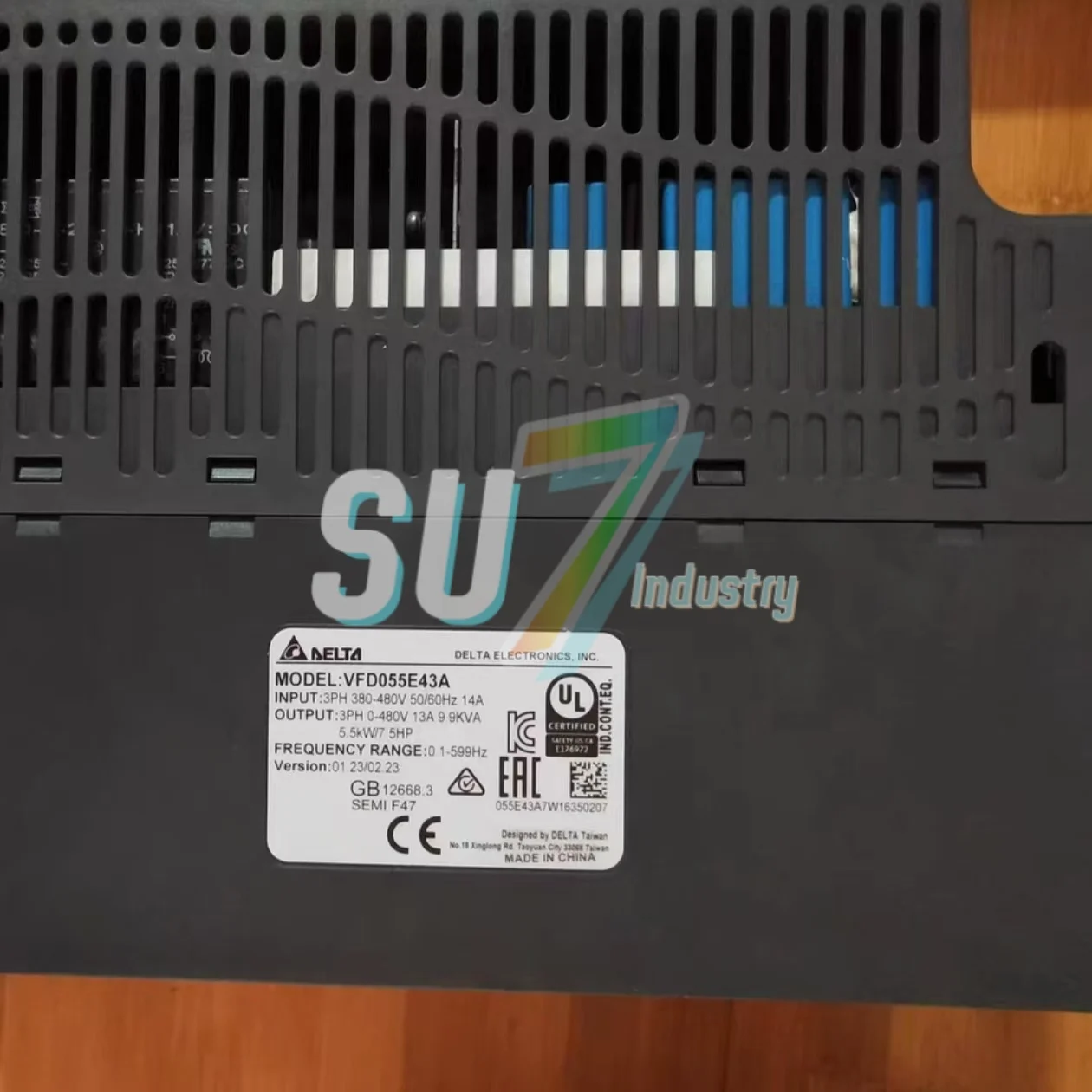 

Преобразователь частоты VFD055E43A Новый оригинал
