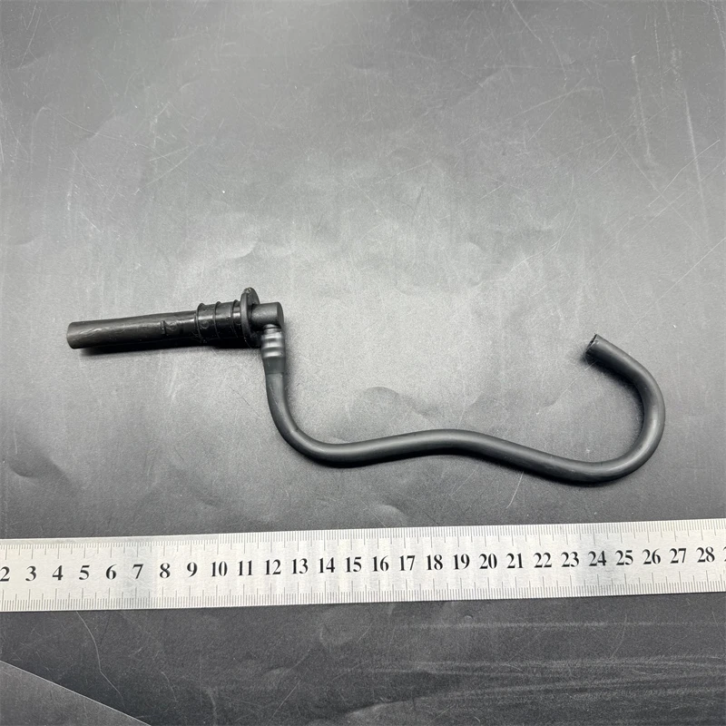 

For Ford Focus 1.6L Transmission Oil Filler Port Exhaust Ventilation Pipe Exhaust Vent Valve