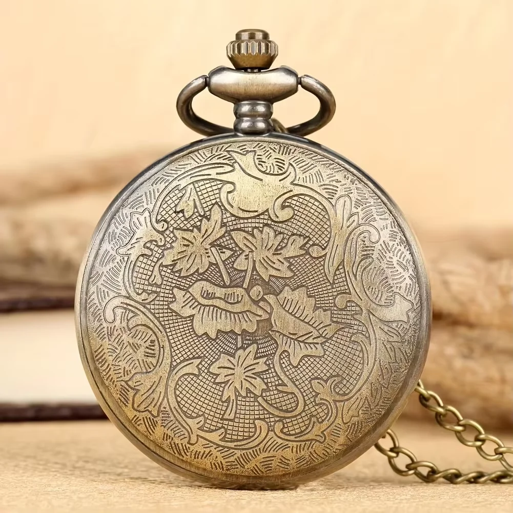 قطعة واحدة من ساعة الجيب الرجعية للهالوين على شكل مثلث كابتن ريترو وقلادة إبداعية وساعة جيب