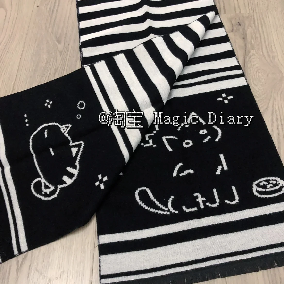 Japanese Original Scarf Lolita Cute Girl Black White Gray Versatile Cute Two-dimensional Scarf Shawl Winter Thickened Warm Scarf