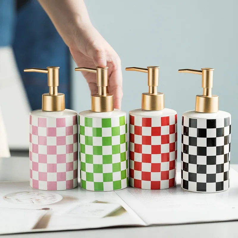 Fashionable Checkerboard Ceramic Soap Dispenser,Suitable For Bathroom,Refillable Empty Container,Bathroom Accessory