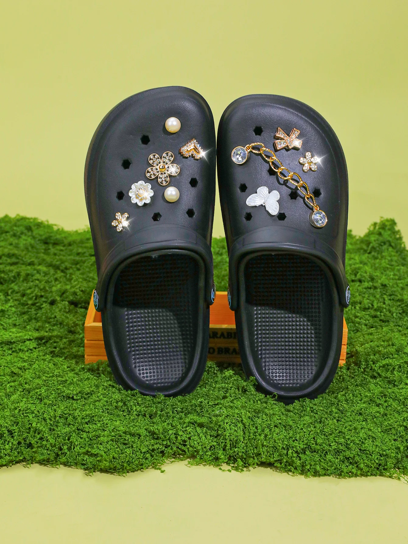 Lässige Clogs und Pantoletten, Leichte EVA-Gartenschuhe, Rutschfeste Sandalen, Atmungsaktive Slip-On-Schuhe für Drinnen und Draußen 666 – Detail 5