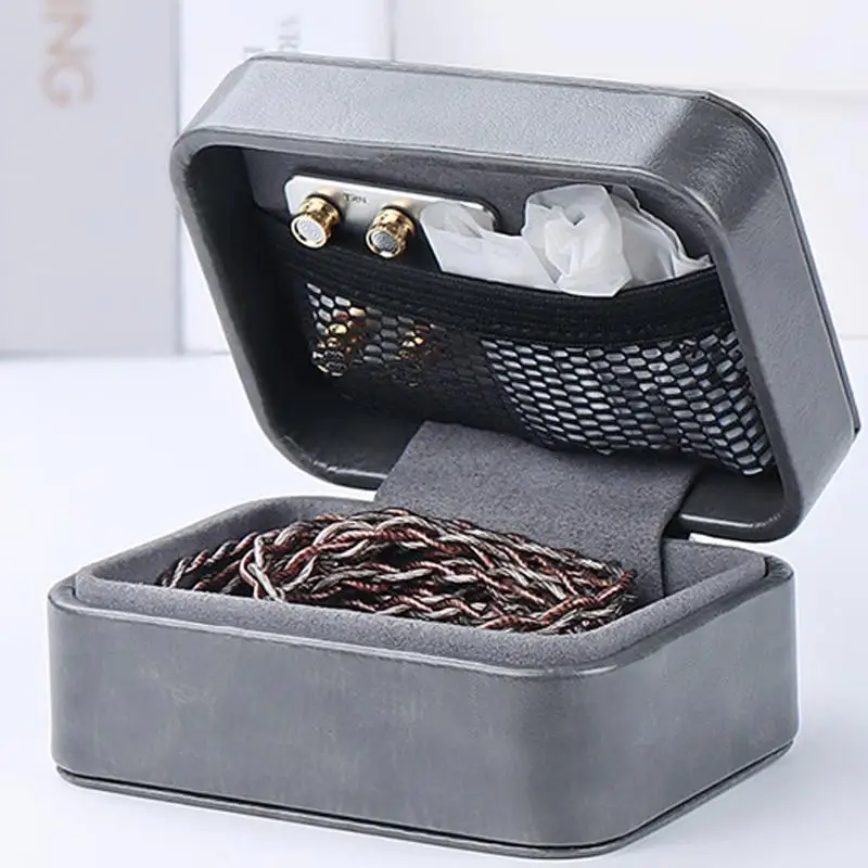 96BA Aufbewahrungsbox für IEM-Kopfhörerhüllen aus PU-Leder mit genähten Außenkantendetails – Detail 3