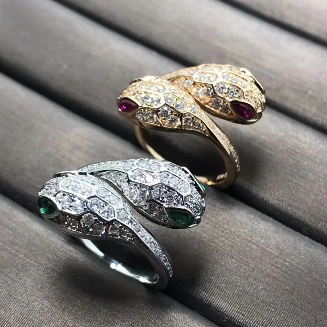 

New full-diamond double-headed snake ring, a fashionable, individual and high-end luxury ring