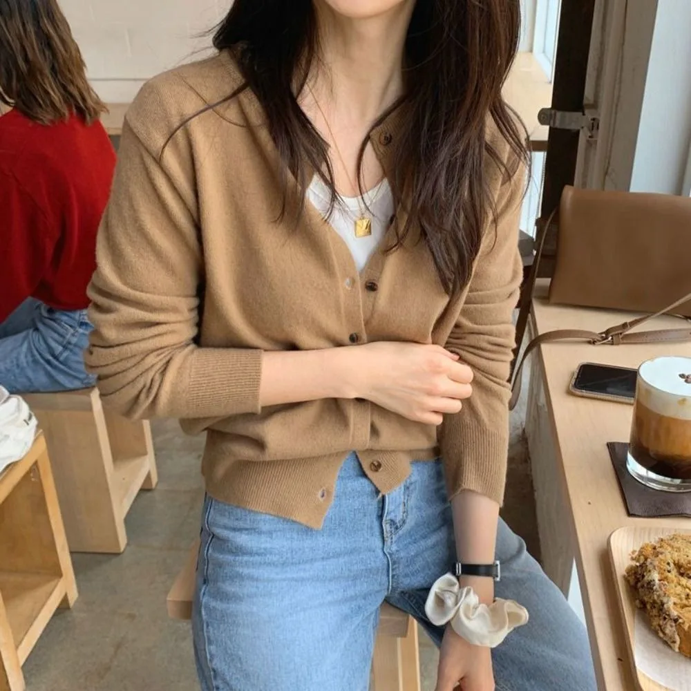 

Модный вязаный кардиган в стиле Майяра на пуговицах, теплый тонкий свитер, короткая женская верхняя одежда