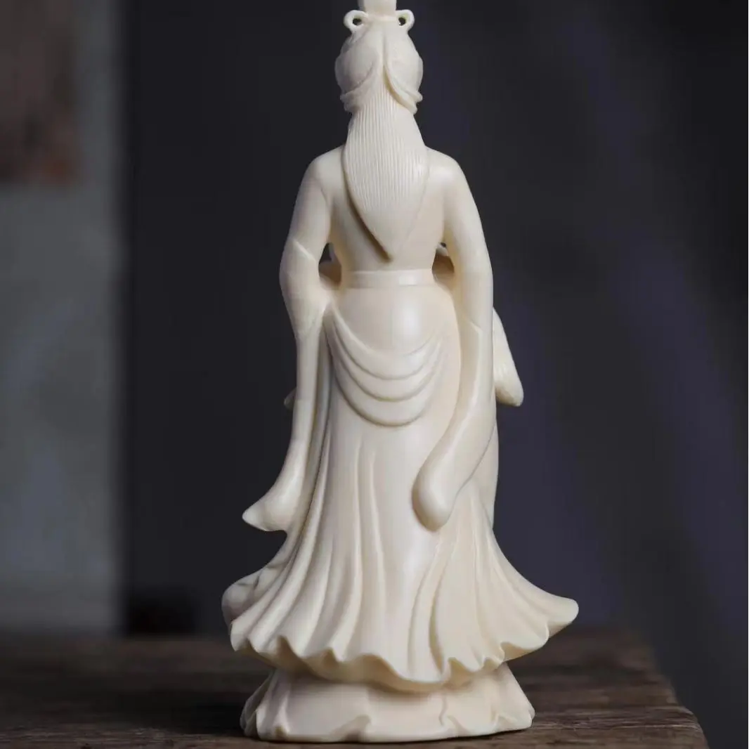Ivory Nut Carved Nine‑Tailed Fox Fairy Figurine Office Desktop Wenwan Car Interior Character Craft Ornament