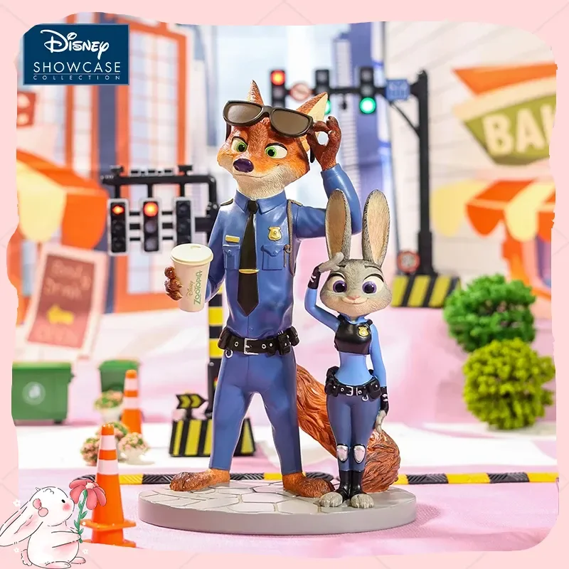 

New Disney Crazy Animal City peripheral figurines Judy Nick embrace ornament Rabbit Judy Fox Nick deskto ornaments Birthda gift