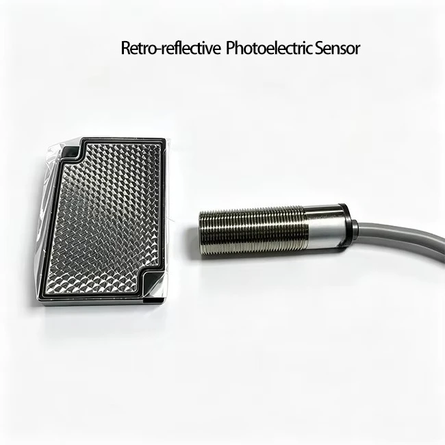 M18 Polarized Retro-reflective Photoelectric Sensor Metal Housing 1m Range Mirror Switch For Transparent Objects